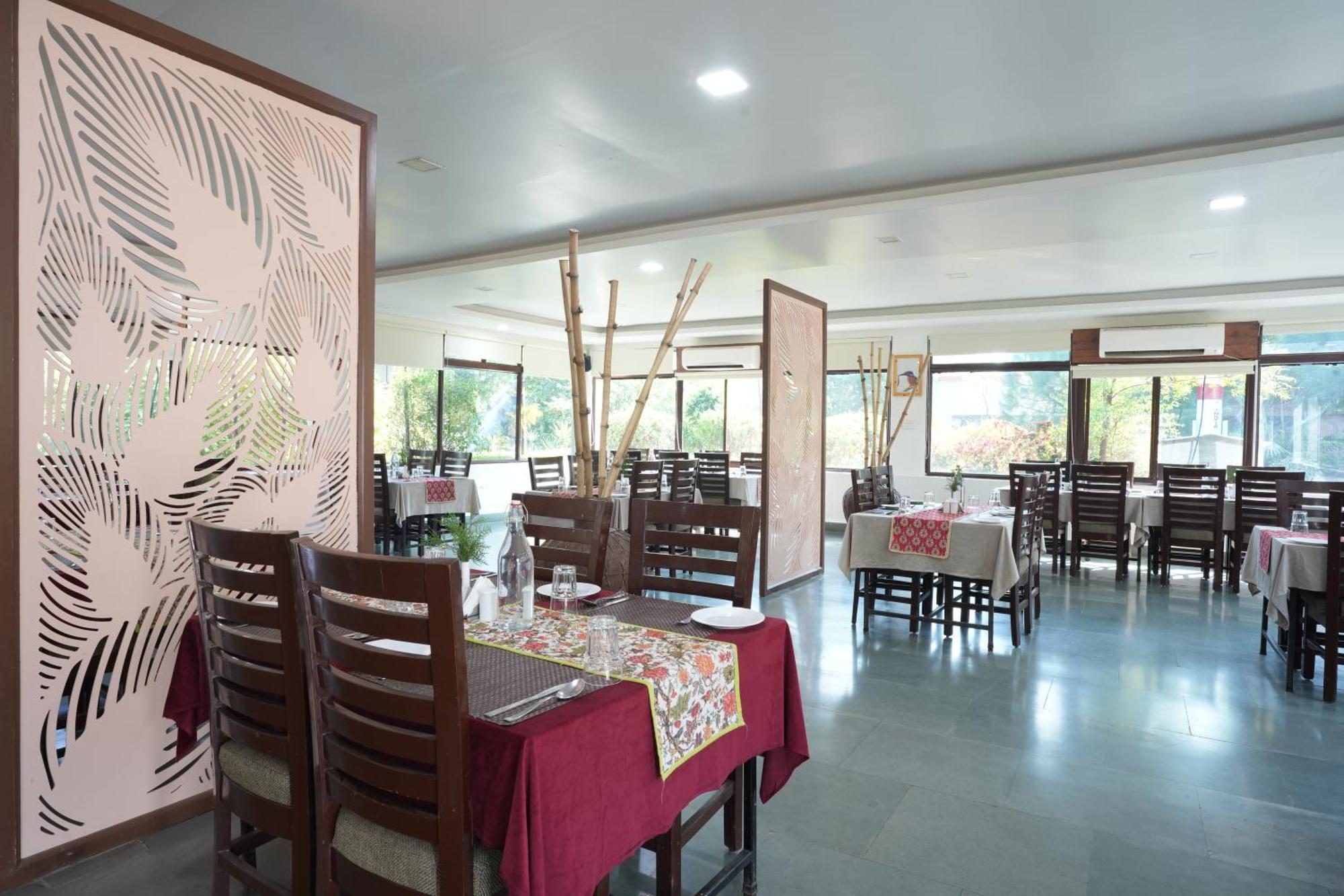Astroport Sariska Treetop By Eight Continents Tehla Buitenkant foto